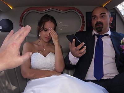 Latina bride fucks with the brush father-in-law adjacent to the back of the limo